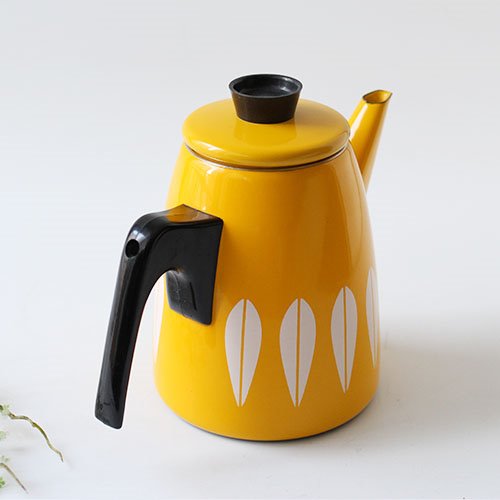 vintage cathrineholm coffee pot (yellow)
