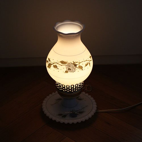 vintage milk glass table lamp
