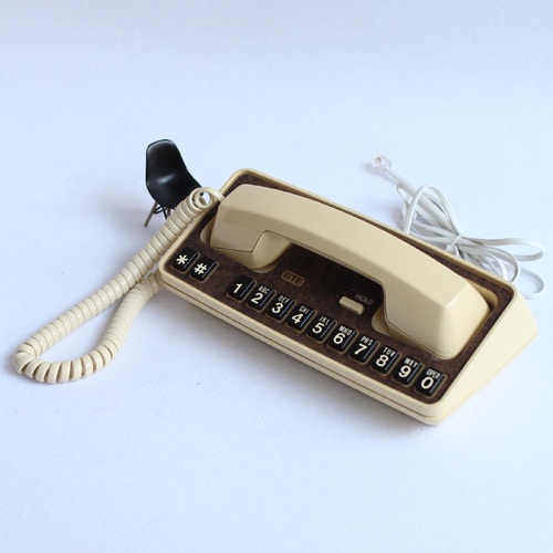 vintage GTE button phone 