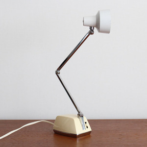 vintage beige desk lamp