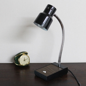 vitnage black desk lamp 